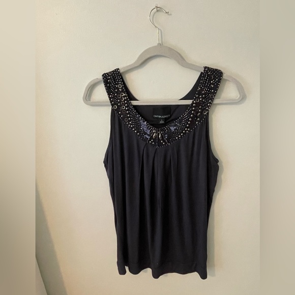 Gorgeous detailed navy Cynthia Rowley sleeveless shirt. Size L - Picture 1 of 2